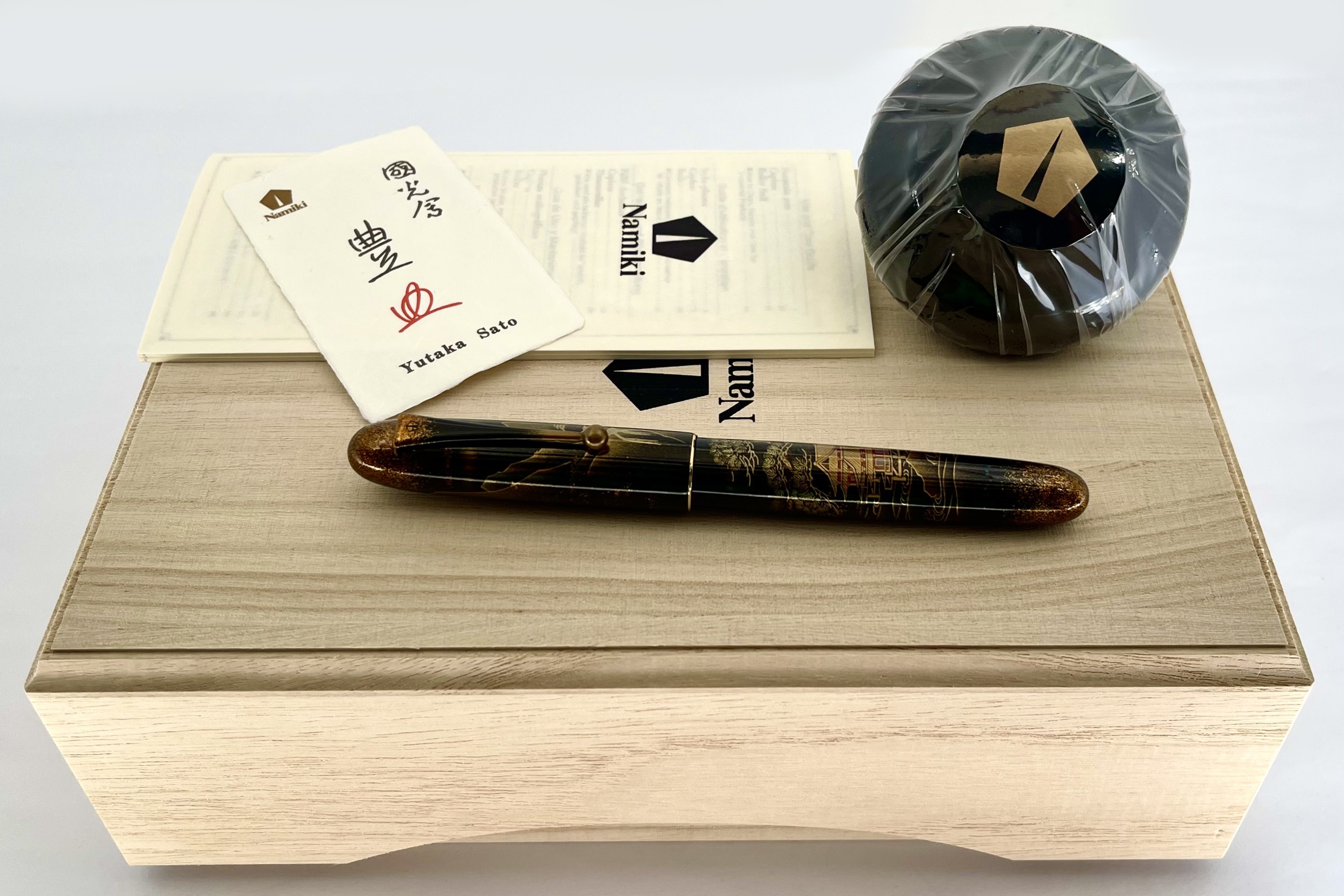 NamikiYukariRoyaleMakieNightSceneofPavilionFountainPen_H
